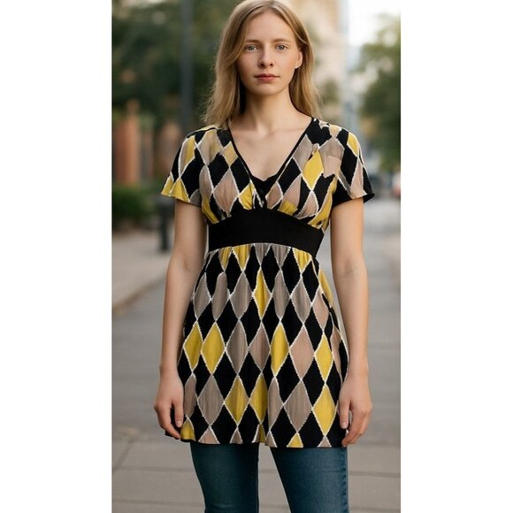 Nick & Sarah Tops - Nick & Sarah Womens Diamond Print Tunic Top With Tie Back Short Sleeves